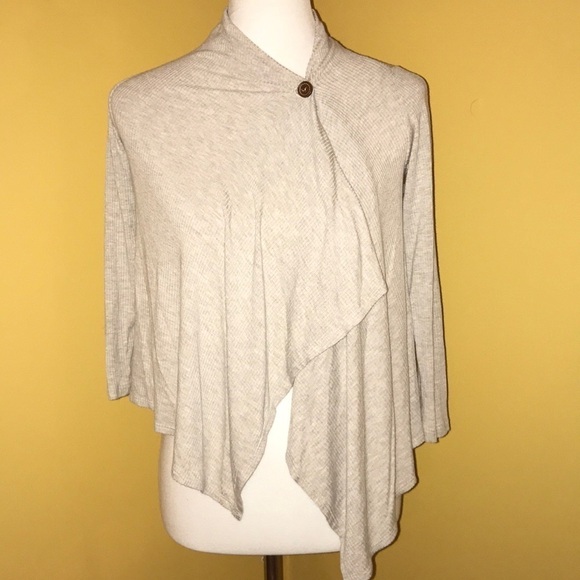 2/$35 h.i.p. Beige cardigan - Picture 1 of 5